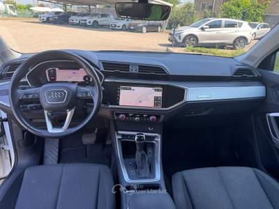 Audi Q3 S tronic Business Bianco usata SANT'AGATA DE'  GOTI