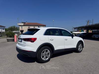 Audi Q3 S tronic Business Bianco usata SANT'AGATA DE'  GOTI