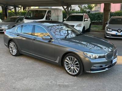 BMW Serie 7 740d 740 740d xDrive Luxury Grigio usata SANT'AGATA DE'  GOTI