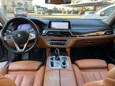 BMW Serie 7 740d 740 740d xDrive Luxury Grigio usata SANT'AGATA DE'  GOTI