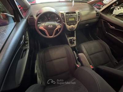 Hyundai ix20 Comfort Blu/Azzurro usata Giugliano in Campania