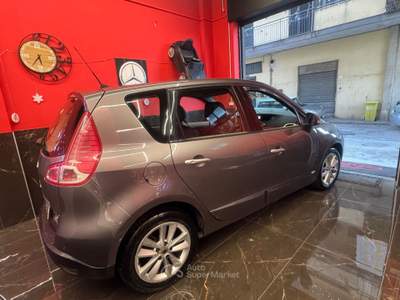 Renault Scénic Scenic Scénic X-Mod 1.5 dCi 110CV EDC Luxe automatico Grigio usata Giugliano in Campania