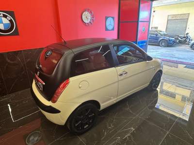 Lancia Ypsilon 75 CV Platino Beige usata Giugliano in Campania