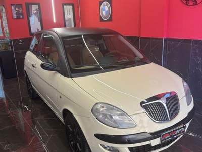 Lancia Ypsilon 75 CV Platino Beige usata Giugliano in Campania