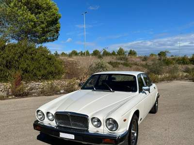 Jaguar XJ6 Jaguar xj6 4.2 3 serie automatica Bianco usata San Vito dei Normanni