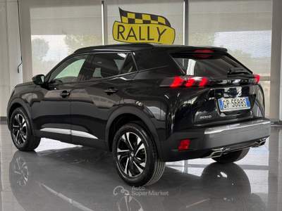 Peugeot 2008 Peugeot 2008 1.2 PureTech 130 Allure #9386 Nero usata CRISPIANO