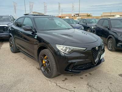 Alfa Romeo Stelvio AT8 Q4 Quadrifoglio Nero usata Monopoli