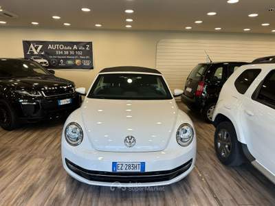 Volkswagen Maggiolino Cabrio 1.6 TDI Design Bianco usata Pieve a Nievole