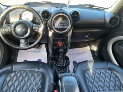 MINI Cooper D Countryman 2.0 ALL4 Automatica Bianco usata Casalgrande