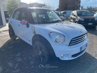 MINI Cooper D Countryman 2.0 ALL4 Automatica Bianco usata Casalgrande