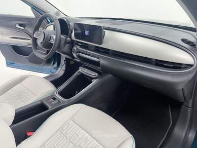 Fiat 600 1.2 hybrid La Prima 110cv auto Verde usata Bassano del Grappa