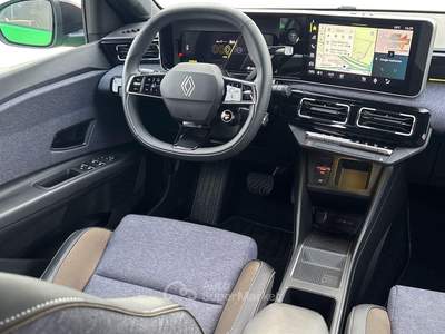 Renault 5 E-Tech Electric Renault Comfort Range Techno Verde usata Albignasego