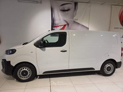 Fiat Scudo VAN L2H1 1.5 BlueHdi 120cv MT6 S&S Bianco usata Fornovo di Taro