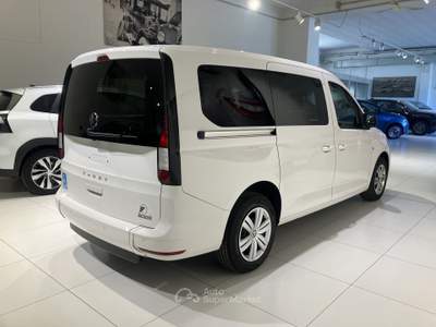 Volkswagen Caddy 2.0 TDI 102 CV Space Maxi Trasporto Disabili 5+1 Bianco usata Fornovo di Taro