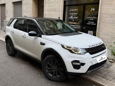 Land Rover Discovery Sport **AUTOCARRO** Bianco usata Bari Land Rover Discovery Sport **AUTOCARRO** Bianco usata Bari