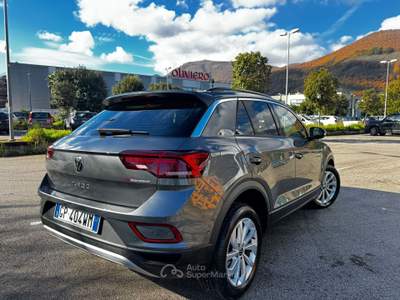 Volkswagen T-Roc 3532076833 INFO PINO Argento usata Mercogliano