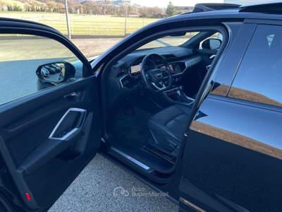 Audi Q3 SPB 35 TDI Stronic Identity Black S-line SPORTBACK Nero usata Sant'Angelo in vado