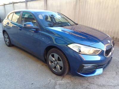BMW Serie 1 116d 116 116d 5p. Business Advantage automatico Blu/Azzurro usata Torino