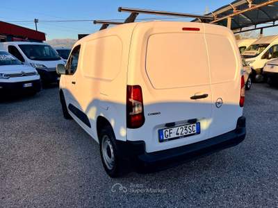 Opel Combo 1.5 BlueHDi 100 CV L1H1 EDITION FURGONE - 3 POSTI Bianco usata Latina