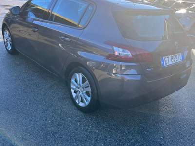 Peugeot 308 Unico proprietario usata Giugliano in Campania