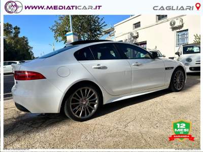 Jaguar XE XE 2.0 D Turbo 180 CV AWD aut. R-Sport Bianco usata Cagliari