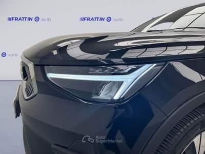 Volvo XC40 Xc40 T4 Recharge Plug-In Hybrid Automatico Essential Nero usata Cassola