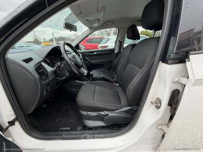 Skoda Fabia Fabia 1.0 MPI 75 CV Executive Bianco usata Massa