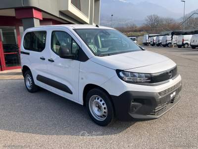 Opel Combo Combo 1.5 BLUE HDI 100CV EDITION N1 5 POSTI usata Scurelle