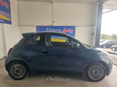 Fiat 500 Berlina 42 kWh Icon Blu/Azzurro usata ADRANO
