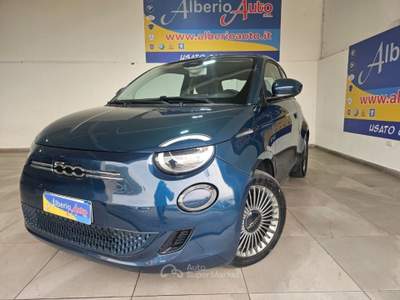 Fiat 500 Berlina 42 kWh Icon Blu/Azzurro usata ADRANO