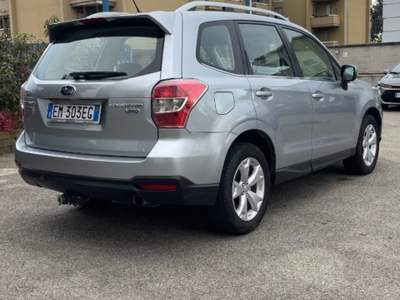 Subaru Forester 2.0D Comfort 4WD Grigio usata Novara