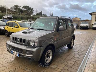 Suzuki Jimny 1.5 DDiS cat 4WD JLX Più Grigio usata Cortona