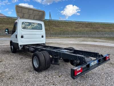 Iveco Daily 60C18 TELAIO PASSO 3750 Bianco usata Gemona del Friuli