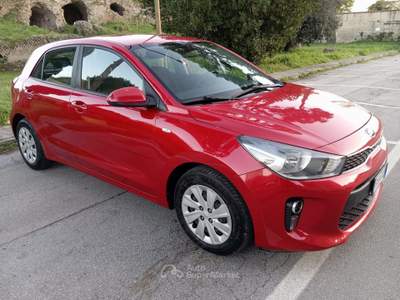 Kia Rio Ex plus Rosso usata Pozzuoli