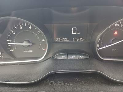 Peugeot 208 1.200 5 Porte Allure Bianco usata Meldola