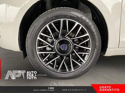 Lancia Ypsilon Ypsilon 1.0 firefly hybrid Platino s&s 70cv Blu/Azzurro usata Napoli