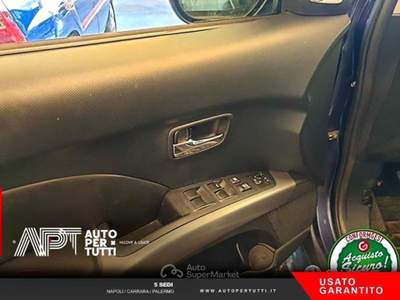Mitsubishi Outlander Outlander 2.0 di-d Instyle 7p.ti dpf Blu/Azzurro usata Napoli