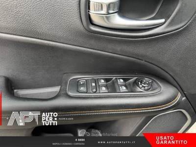 Fiat Panda Panda 1.2 Lounge 69cv Nero usata Carrara