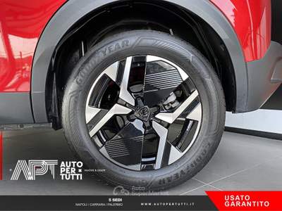 Peugeot 2008 2008 1.2 puretech Allure s&s 100cv Rosso usata Carrara