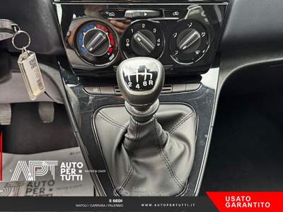 Lancia Ypsilon Ypsilon 1.0 firefly hybrid Platino s&s 70cv Nero usata Carrara