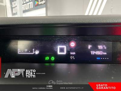 Citroen C3 C3 1.2 puretech turbo Plus 100cv s&s Bianco usata Napoli