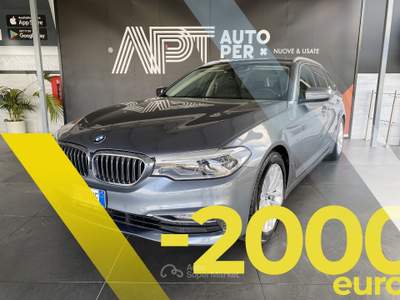 BMW Serie 5 530d 530d Touring xdrive Luxury 265cv auto Grigio usata Napoli