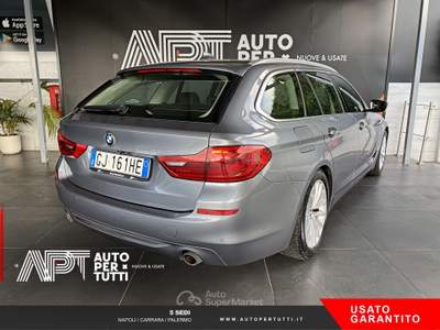 BMW Serie 5 530d 530d Touring xdrive Luxury 265cv auto Grigio usata Napoli