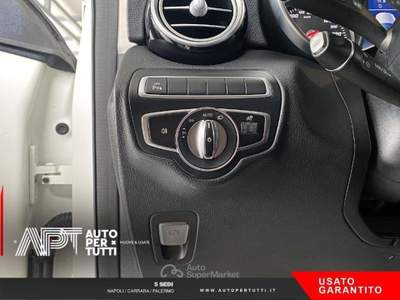 Mercedes-Benz GLC GLC 220 d Premium 4matic auto Blu/Azzurro usata Napoli