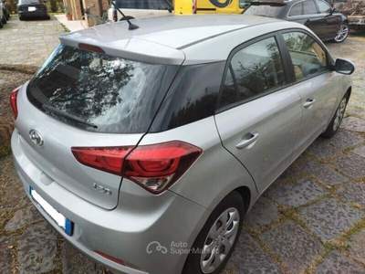 Hyundai i20 5 porte Comfort Argento usata Ferrara