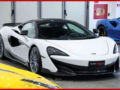 McLaren 600LT **Coupè|FULL CARBON SPEC|SPECIAL PAINT Bianco usata Vergiate