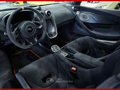 McLaren 600LT **Coupè|FULL CARBON SPEC|SPECIAL PAINT Bianco usata Vergiate