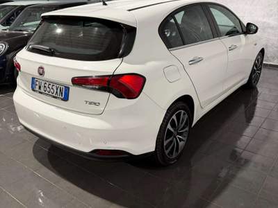 Fiat Tipo Tipo 1.3 Mjt S&S 5 porte Lounge Bianco usata Cornaredo