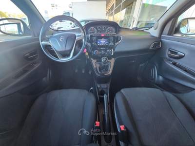 Lancia Ypsilon 5 porte GPL Ecochic Gold Grigio usata Cotignola
