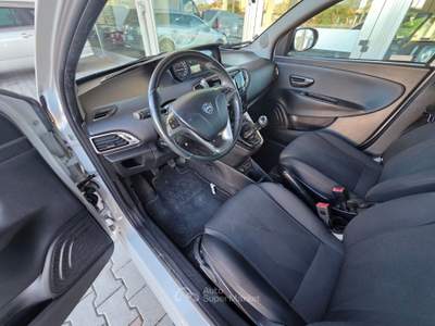Lancia Ypsilon 5 porte GPL Ecochic Gold Grigio usata Cotignola